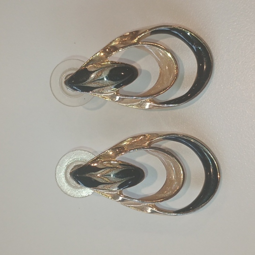Kerissa Black/Tan/Cream Gold Tone Pierced Earrings (Vintage)